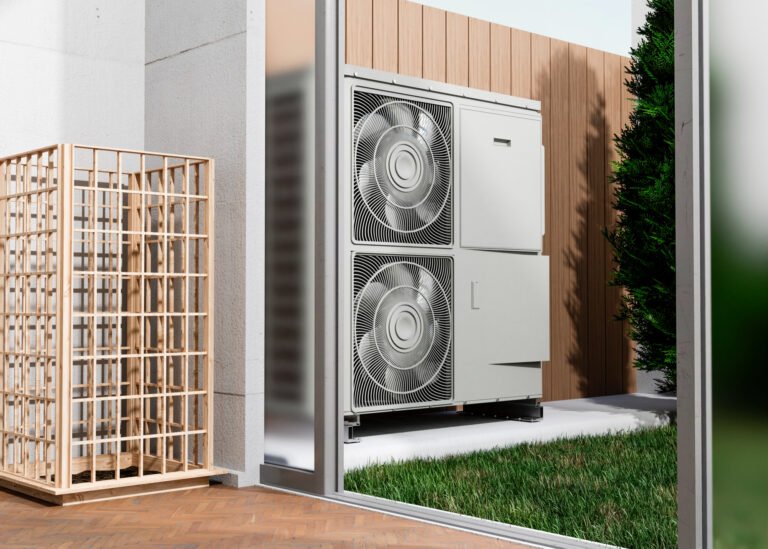 cache-pompe-à-chaleur-installé-à-la-maison
