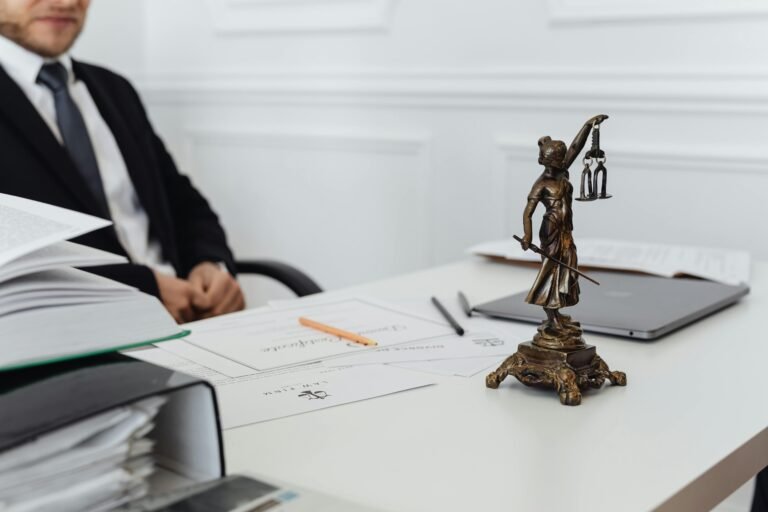 donation-en-partage-dans-les-bureaux-dun-notaire